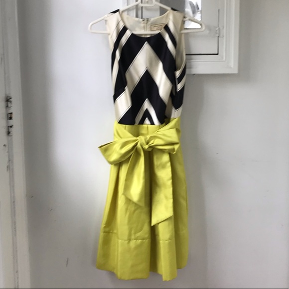 Anthropologie Dresses & Skirts - Citron, Navy & cream Anthropologie dress with bow